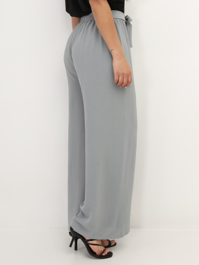 Pantalon ample ceinturé