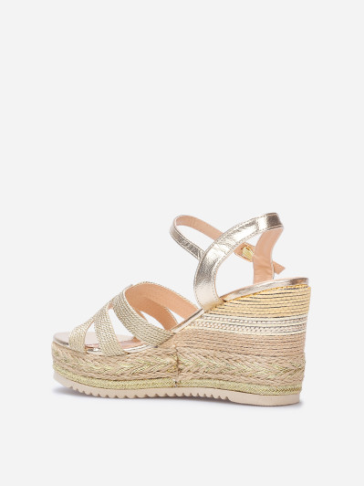 Sandales compensées à brides croisées