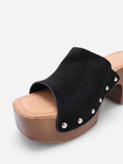 Mules sabots cloutées à plateforme