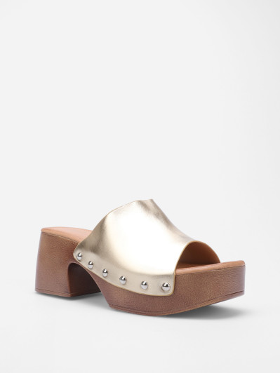 Mules sabots cloutées à plateforme
