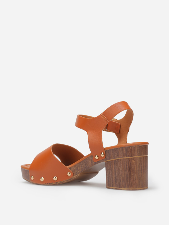 Sandales style sabots à large bride