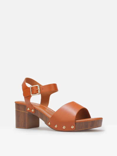 Sandales style sabots à large bride