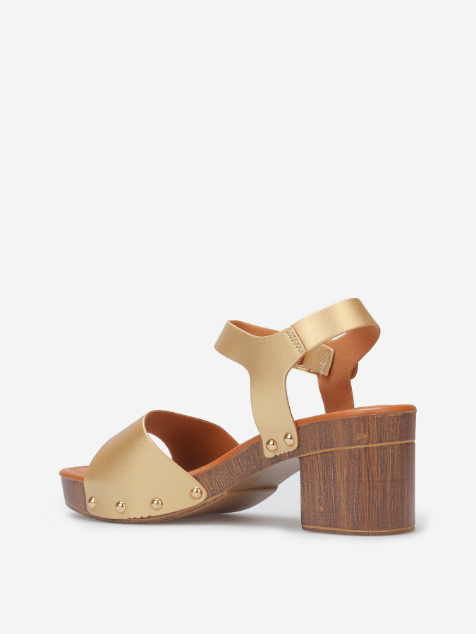 Sandales style sabots à large bride