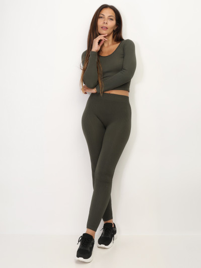 Top court côtelé basique