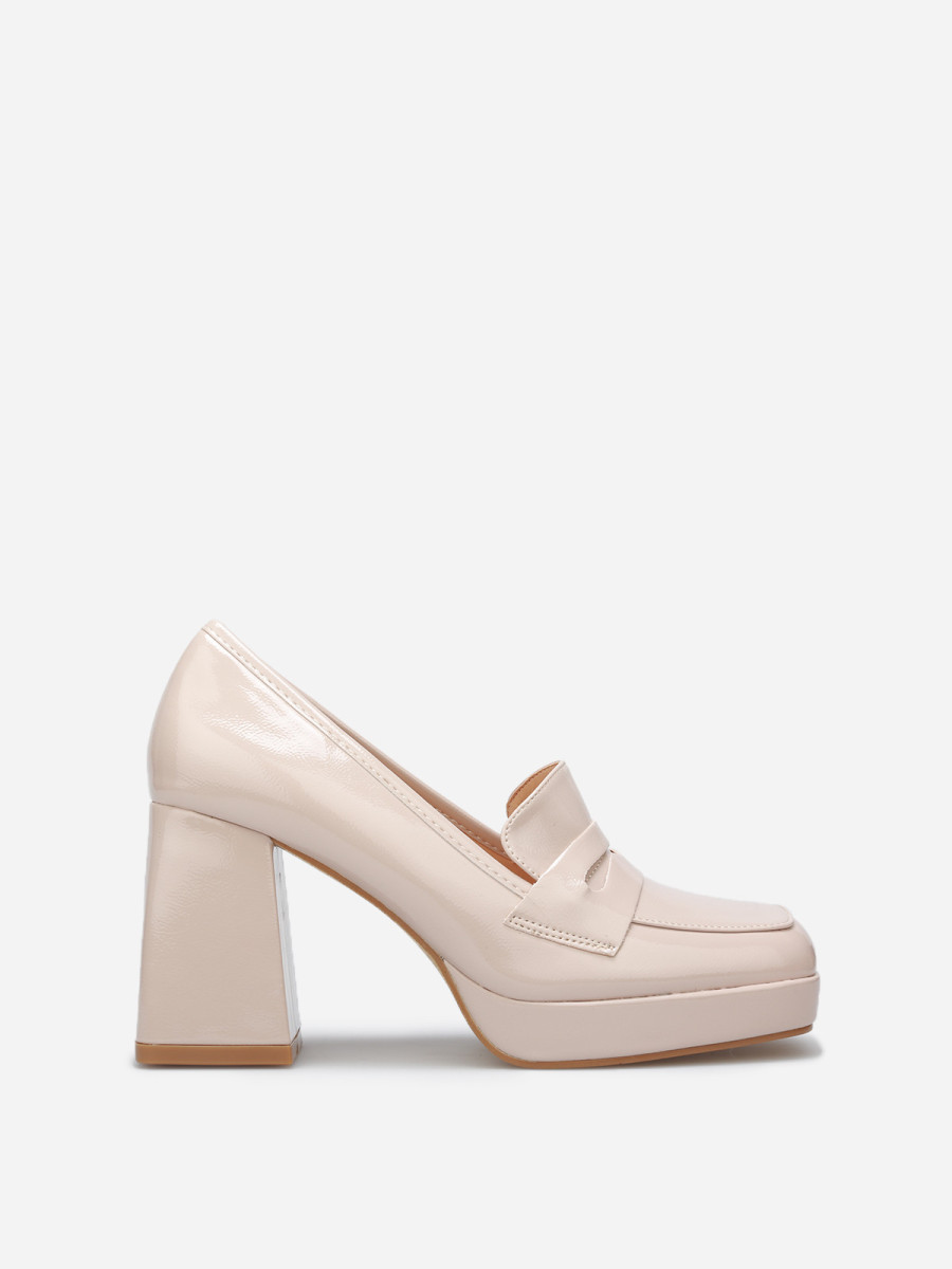 Mocassins vernis à talon