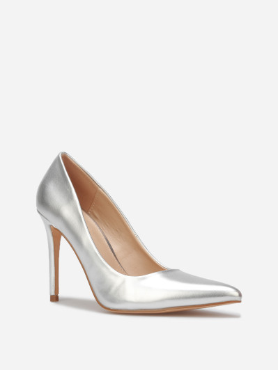 Stilettos pointus à talon aiguille