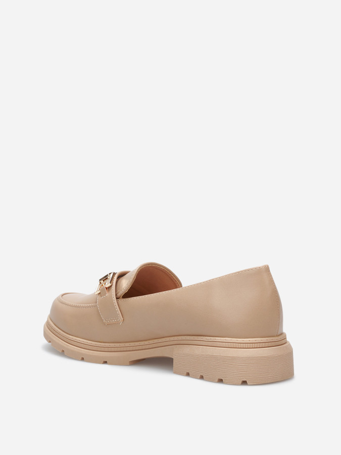 Mocassins à semelle fine crantée et boucle