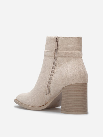 Bottines à talon en suédine avec mors doré