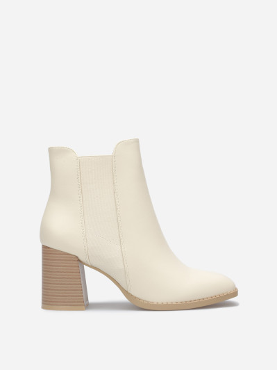 Chelsea à talon et bout carrés