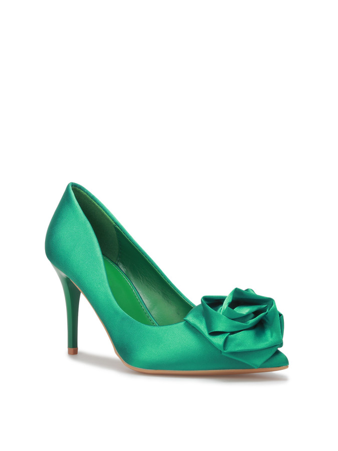 Escarpins satinés à fleur