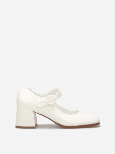 Babies vernies à talon carré