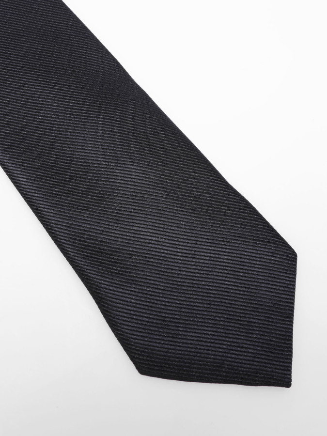 Cravate satinée et texturée