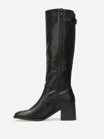 Bottes cavalières à sangle et boucle métallique