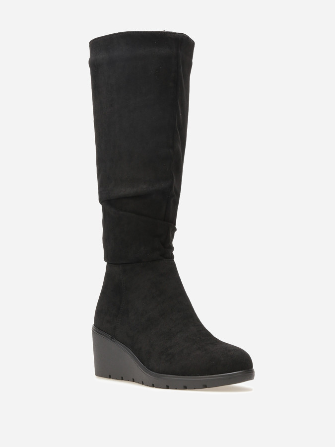 Bottes plissées et compensées en suédine