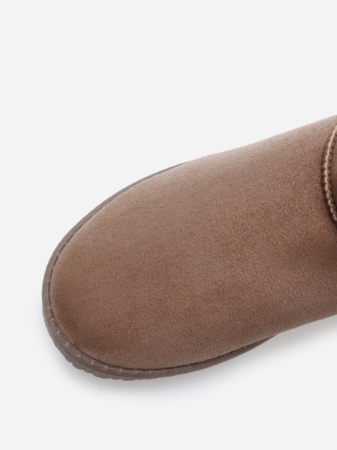 Boots basses fourrées en suédine