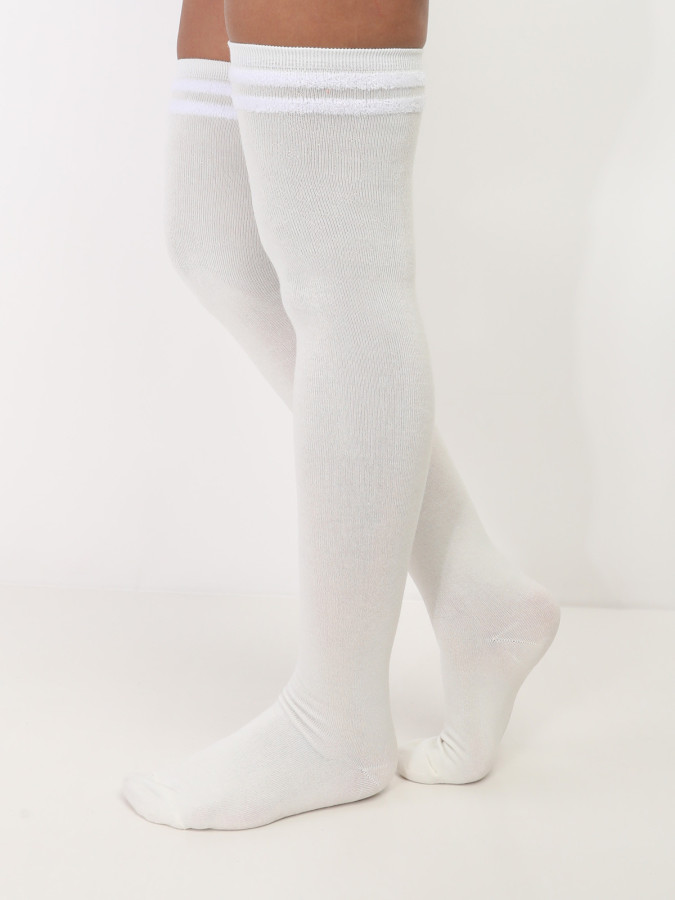 Chaussettes hautes à détails duveteux