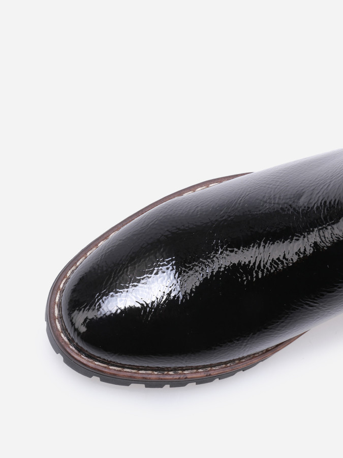 Chelsea vernies à semelle crantée