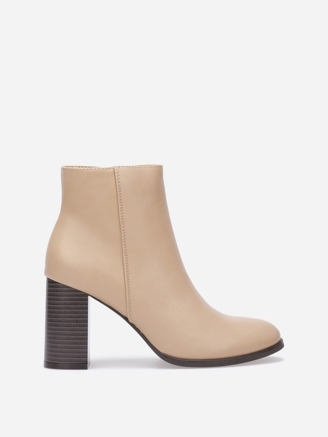 Bottines basiques à talon