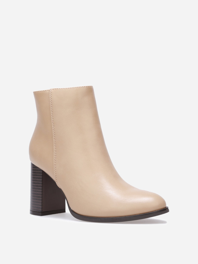 Bottines basiques à talon