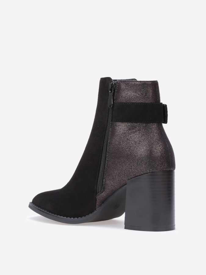 Bottines à paillettes et boucle dorée