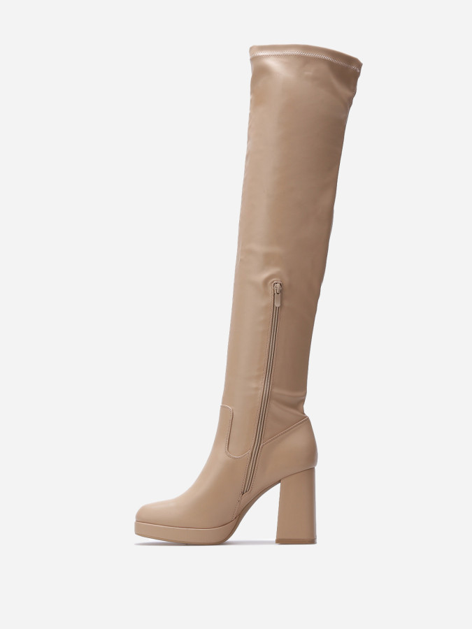 Cuissardes à talon et bout carrés