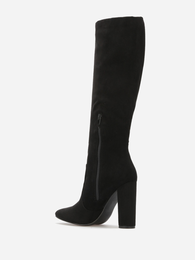 Bottes en suédine à bout pointu