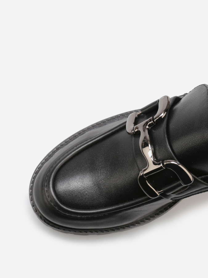 Mocassins à talon cranté