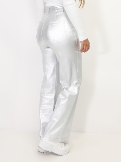 Pantalon évasé et enduit