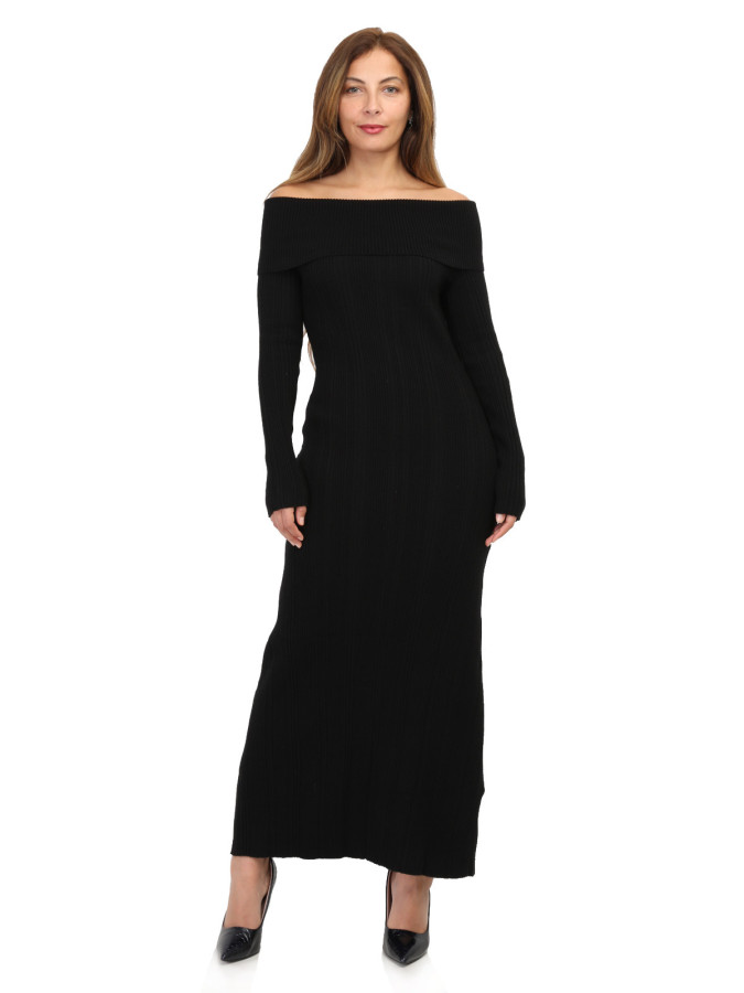 Robe longue en maille à col bardot