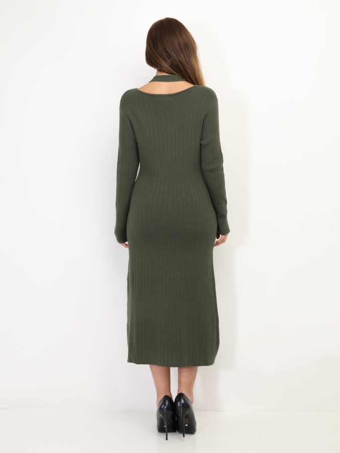 Robe longue cut out à boutons