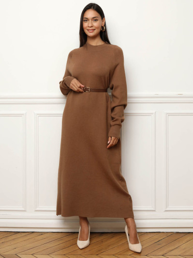 Robe pull longue et ample