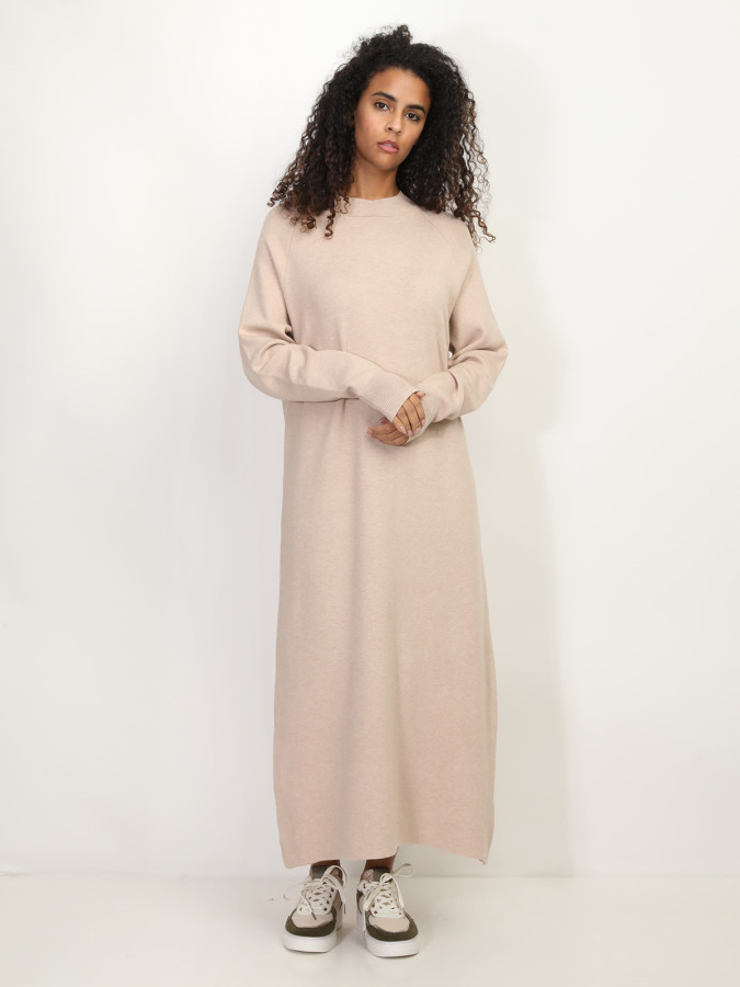 Robe pull longue et ample