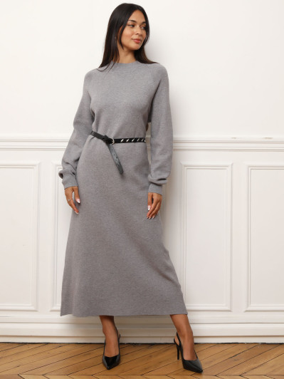 Robe pull longue et ample