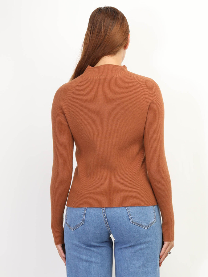 Pull côtelé à col montant