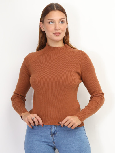 Pull côtelé à col montant