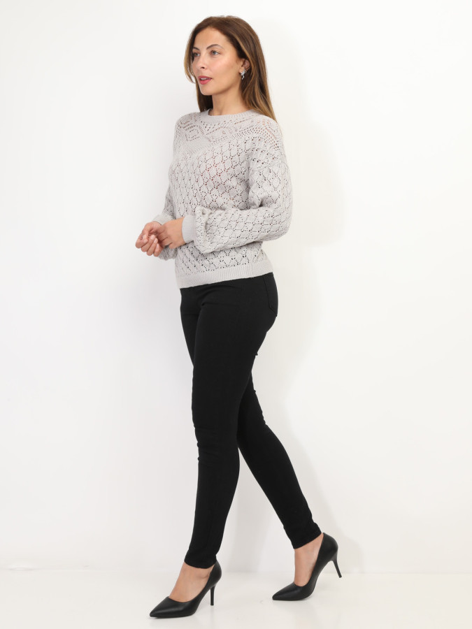 Pull en crochet ajouré