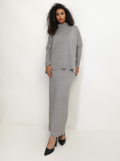 Ensemble maille jupe longue et col roulé oversize