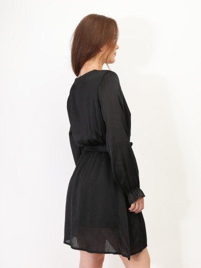 Robe cache-coeur satinée à ceinture