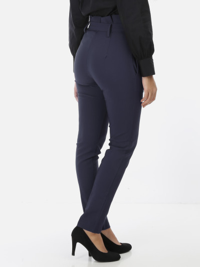 Pantalon avec ceinture à nouer