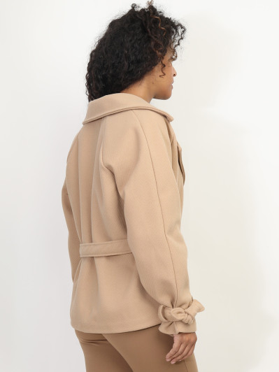 Manteau court à nouer