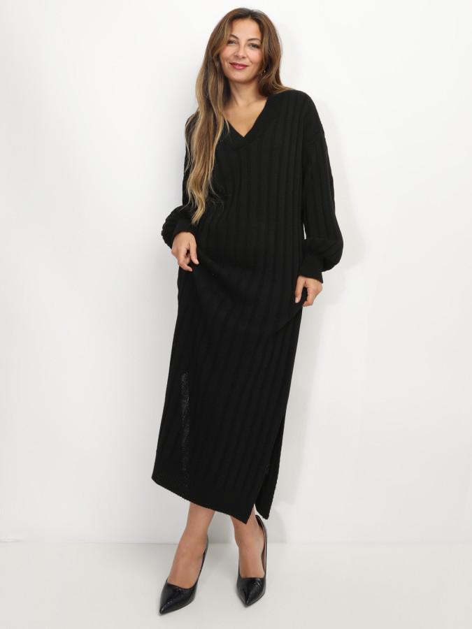 Robe en maille côtelée à fentes