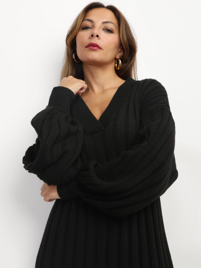 Robe en maille côtelée à fentes