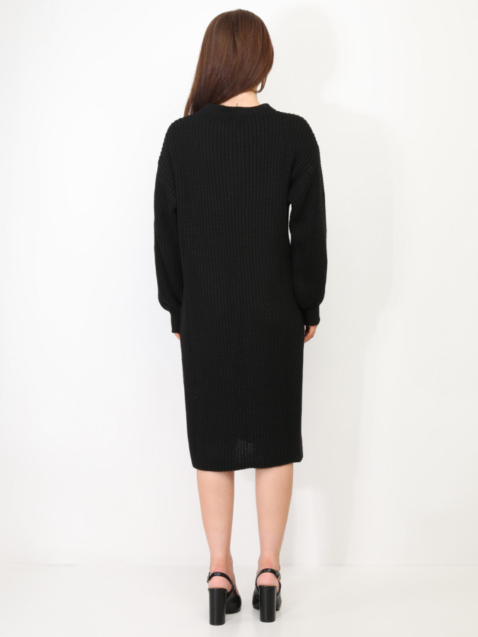 Robe pull mi-longue à manches bouffantes