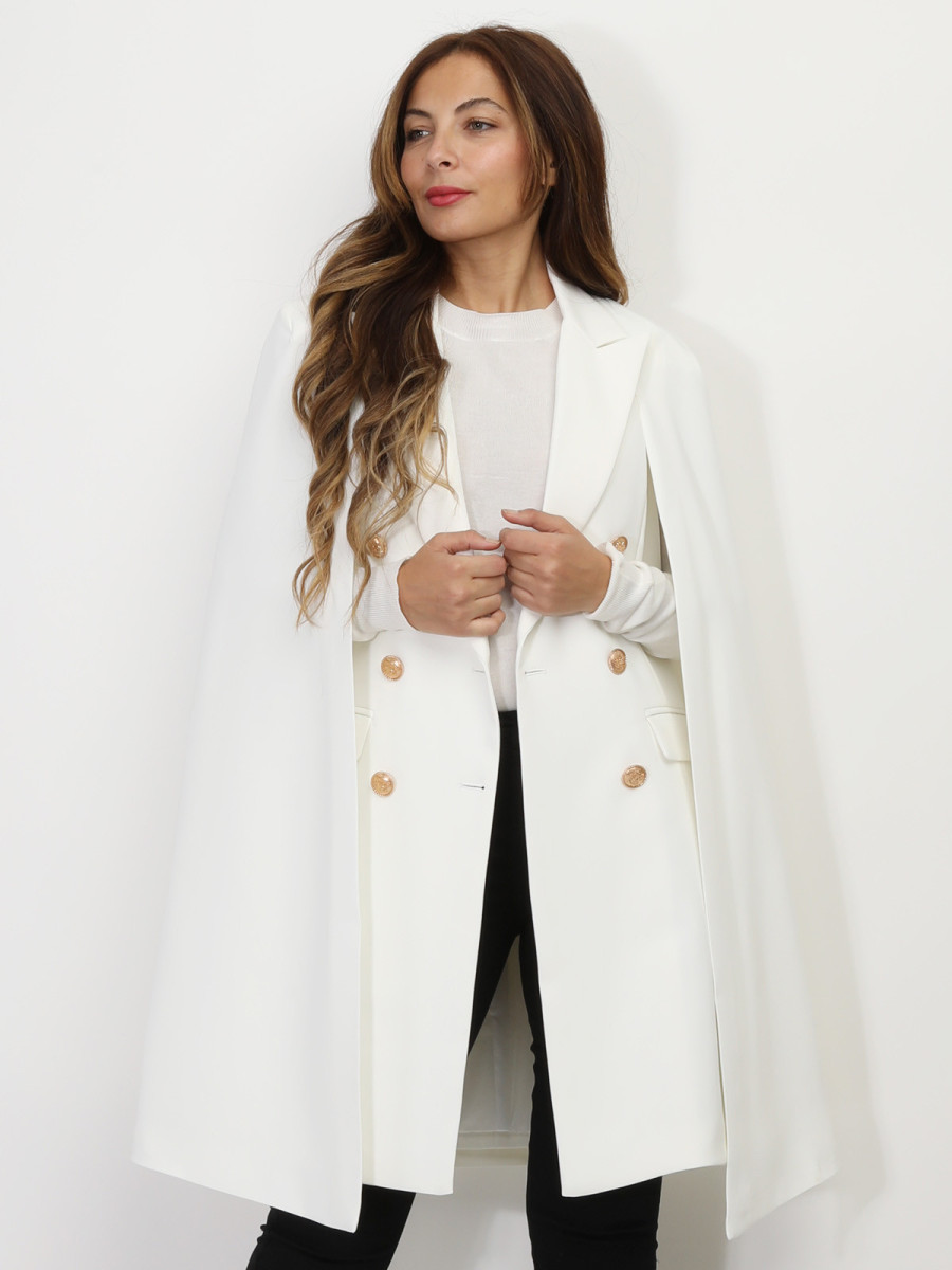Manteau cape à boutons style officier