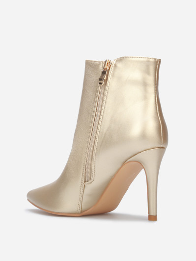 Bottines pointues à talon aiguille