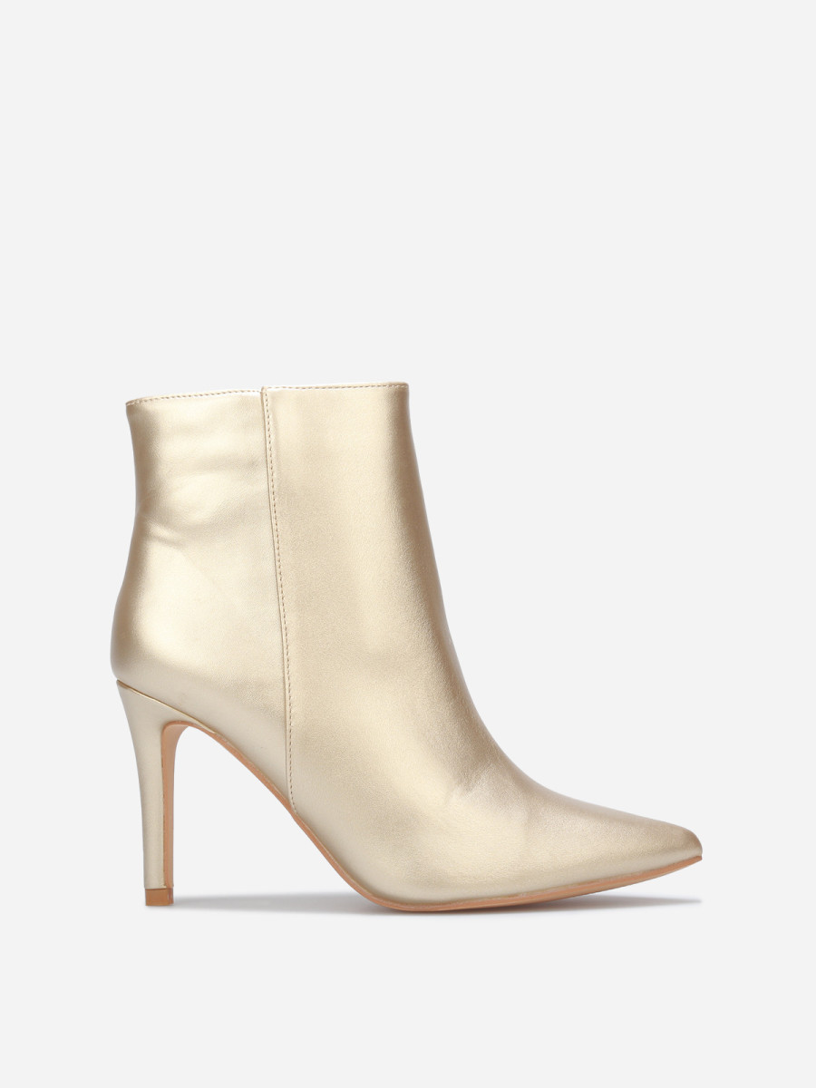 Bottines pointues à talon aiguille