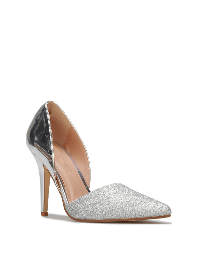 Escarpins à découpe et paillettes