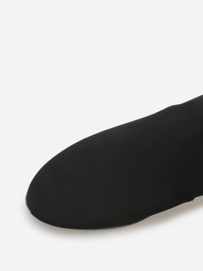 Bottines à boucle en strass et surpiqûres