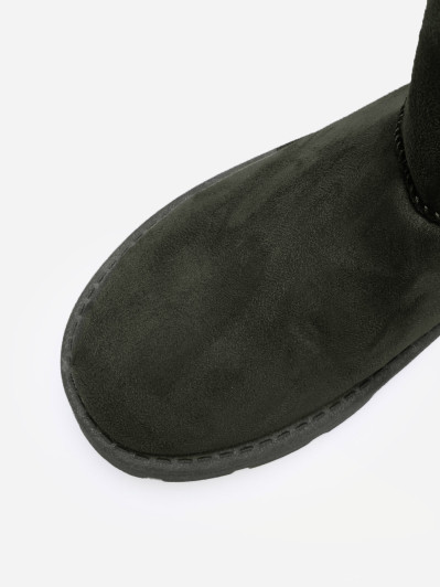 Boots en suédine fourrées