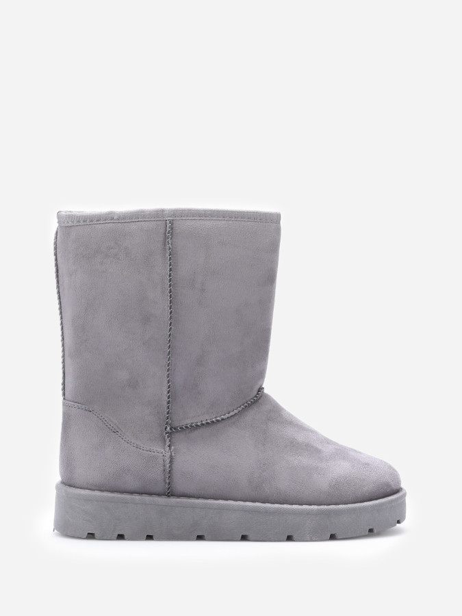 Boots en suédine fourrées